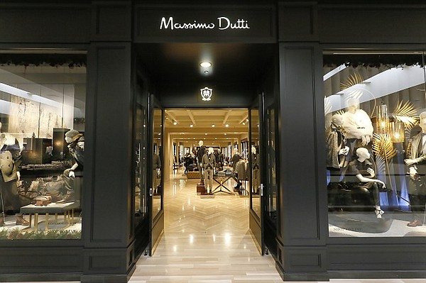 Tiendas Massimo Dutti, Internacional